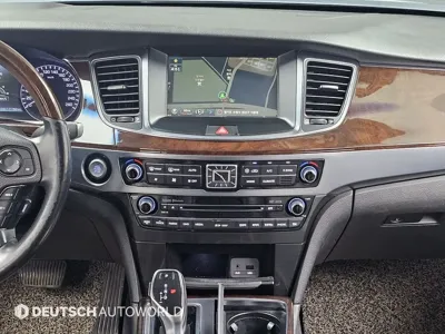 Hyundai Equus 2015, 171471 км, за 3872.92 USD - фото 14