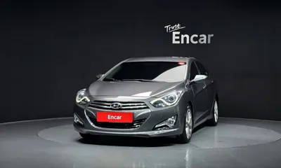 Hyundai i40 2014, 87358 км, за 4823.26 USD