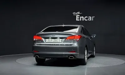 Hyundai i40 2014, 87358 км, за 4823.26 USD