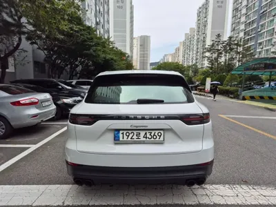 Porsche Cayenne 2020, 103000 км, за 34527.71 USD