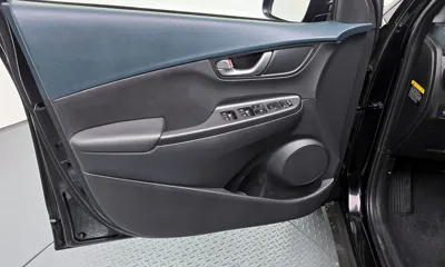 Hyundai Kona 2020, 70767 км, за 10401.09 USD - фото 24