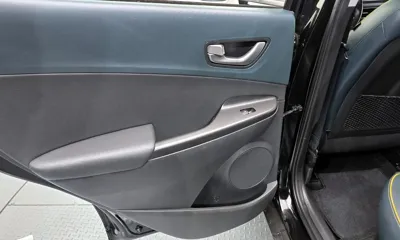 Hyundai Kona 2020, 70767 км, за 10401.09 USD - фото 25
