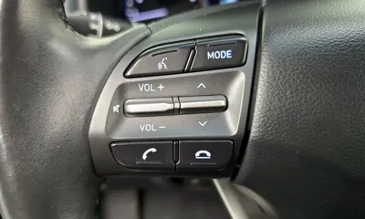 Hyundai Kona 2020, 70767 км, за 10401.09 USD - фото 29