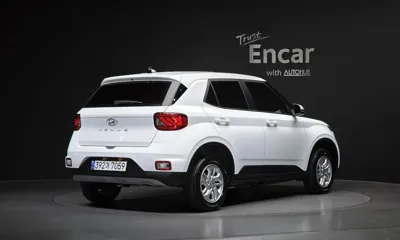 Hyundai Venue 2026, 1017 км, за 15097.81 USD