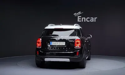 MINI Countryman 2018, 70014 км, за 9787.17 USD