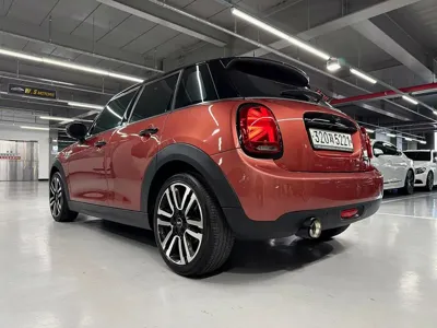 MINI Cooper 2020, 47784 км, за 11636.22 USD - фото 6