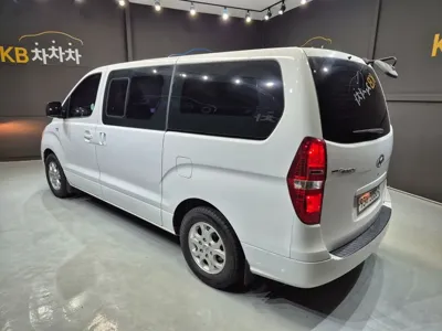 Hyundai Starex 2014, 146162 км, за 6045.63 USD