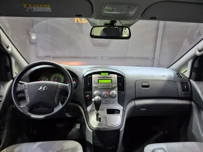 Hyundai Starex 2014, 146162 км, за 6045.63 USD - фото 12