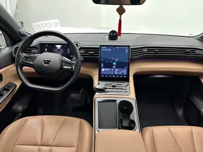 Nio ES8 2020, 61000 км, за 25131.8 USD - фото 13