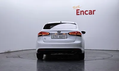 Kia K3 2018, 49902 км, за 7032.62 USD