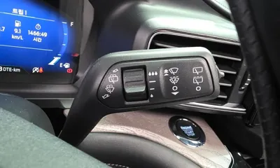 Ford Explorer 2022, 65731 км, за 65140.1 USD - фото 28