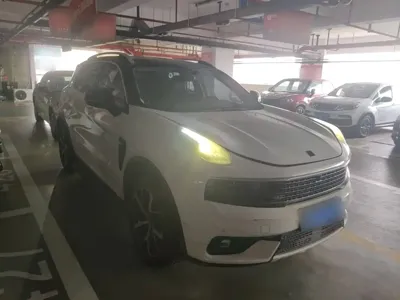 Lynk & Co 01 2018, 111500 км, за 6047.56 USD
