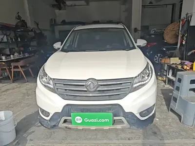 Fengguang Fengguang 580 2017, 157200 км, за 2714.44 USD