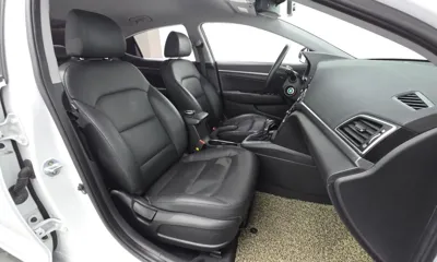 Hyundai Avante 2016, 89409 км, за 5980.63 USD - фото 11