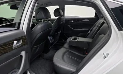 Hyundai Sonata 2016, 95042 км, за 7488.44 USD - фото 12
