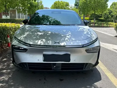 Xpeng P7+ · 2025 год