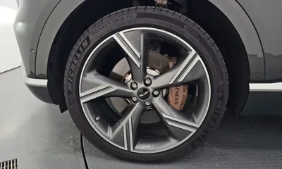 Genesis GV80 2024, 32479 км, за 42995.93 USD