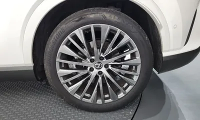 Lexus RX 2023, 39669 км, за 51459.31 USD - фото 21