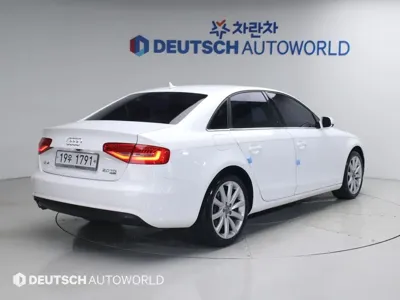 Audi A4 2014, 63346 км, за 4791.91 USD