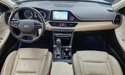 Hyundai Grandeur 2018, 101208 км, за 10944.63 USD - фото 7