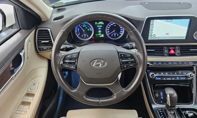 Hyundai Grandeur 2018, 101208 км, за 10944.63 USD - фото 13