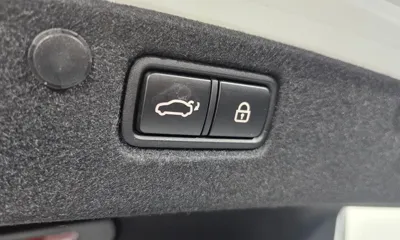Hyundai Grandeur 2018, 101208 км, за 10944.63 USD - фото 20