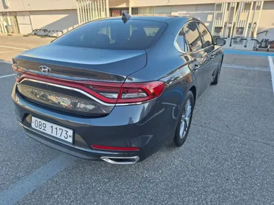 Hyundai Grandeur 2018, 158021 км, за 9646.51 USD