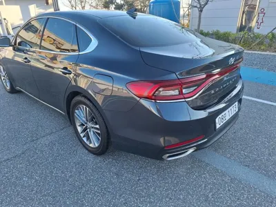 Hyundai Grandeur 2018, 158021 км, за 9646.51 USD - фото 6