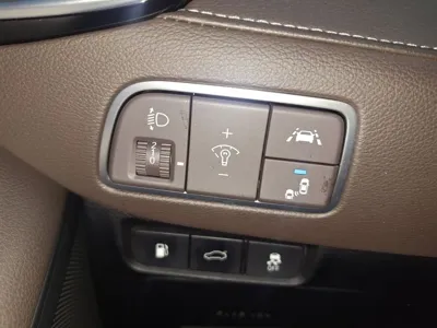 Hyundai Grandeur 2018, 158021 км, за 9646.51 USD - фото 9