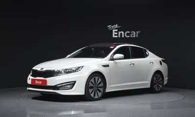 Kia K5 · 2012 год