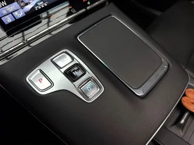 Hyundai Grandeur 2022, 58094 км, за 17842.02 USD - фото 9