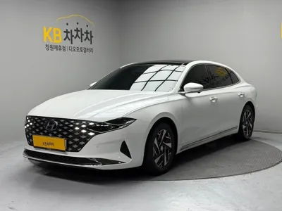 Hyundai Grandeur 2022, 58094 км, за 17842.02 USD - фото 19