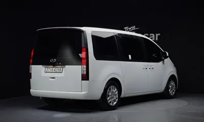Hyundai Staria 2023, 49712 км, за 15926.67 USD