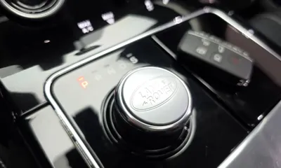 Land Rover Range Rover Velar 2019, 93320 км, за 18511.23 USD - фото 9