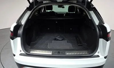 Land Rover Range Rover Velar 2019, 93320 км, за 18511.23 USD - фото 20