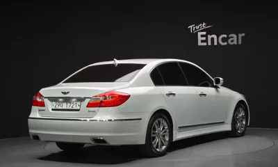 Hyundai Genesis 2012, 180234 км, за 3164.85 USD