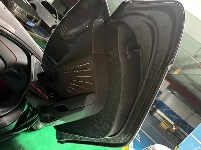Yangwang Yangwang U9 2024, 1000 км, за 214825.42 USD