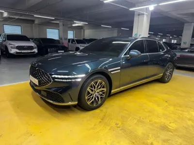 Genesis G90 · 2023 год