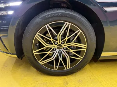 Genesis G90 2023, 86862 км, за 6570.83 USD