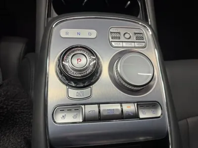 Genesis G90 2023, 86862 км, за 6570.83 USD - фото 8