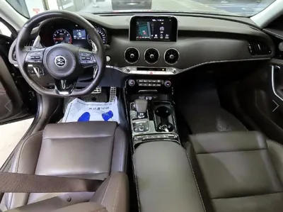 Kia Stinger 2018, 69553 км, за 10416.94 USD - фото 10
