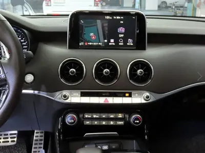Kia Stinger 2018, 69553 км, за 10416.94 USD - фото 11