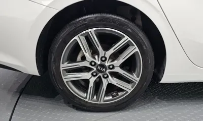 Kia K3 2019, 100888 км, за 65140.1 USD
