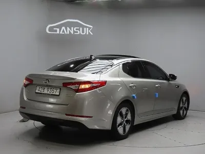 Kia K5 2014, 82985 км, за 3190.73 USD