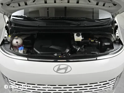 Hyundai Staria 2025, 39280 км, за 22133.22 USD - фото 6