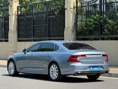 Volvo S90 2019, 55000 км, за 18123.13 USD