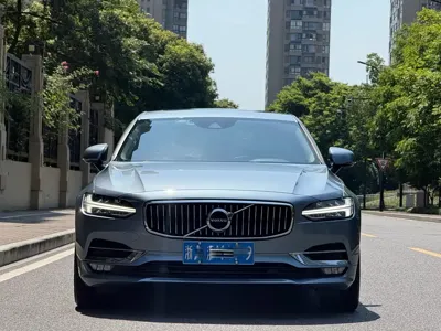 Volvo S90 2019, 55000 км, за 18123.13 USD