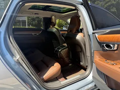 Volvo S90 2019, 55000 км, за 18123.13 USD - фото 6