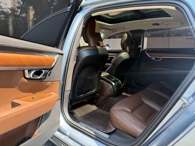 Volvo S90 2019, 55000 км, за 18123.13 USD - фото 16