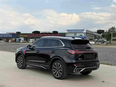 Hongqi Hongqi HS5 2025, 14000 км, за 18216.24 USD - фото 6